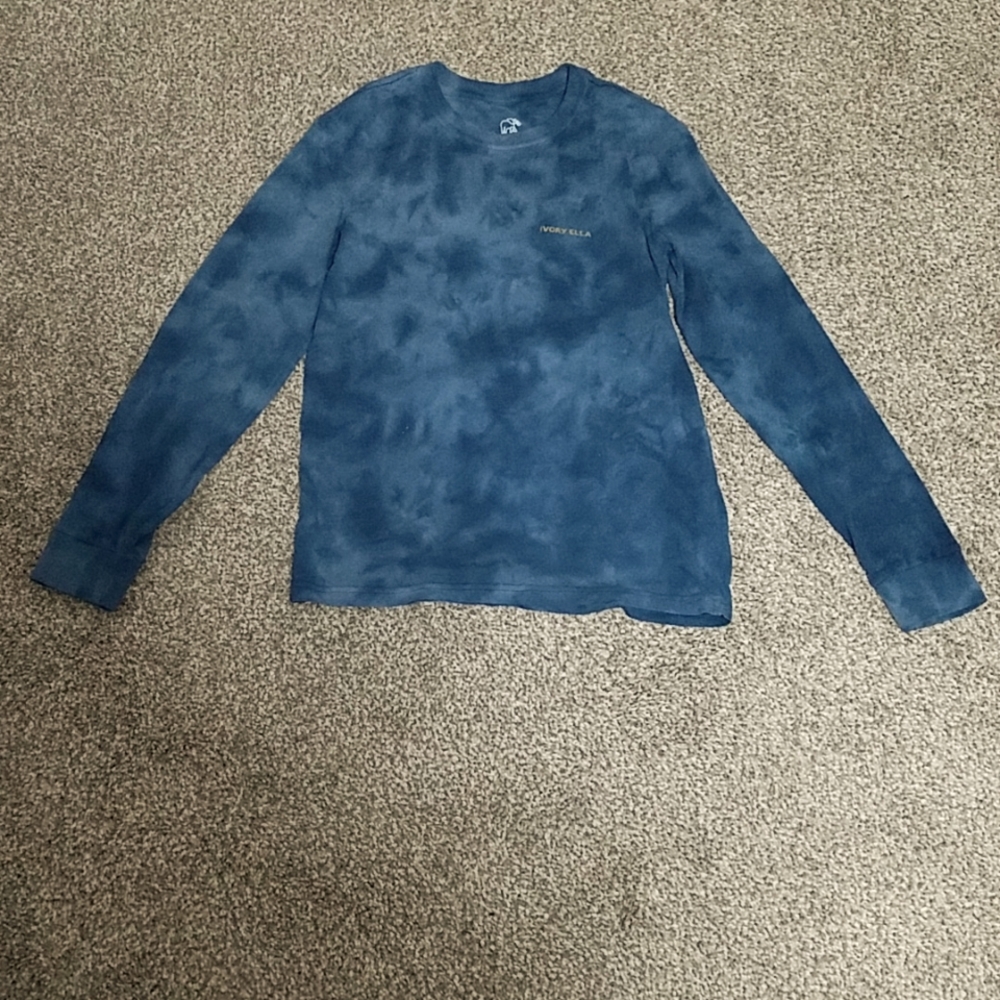 NWOT Blue Ivory Ella Tee